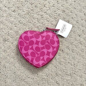 NEW Coach Chelsea Pink Heart Shaped Coin Purse Half Zip / Stain